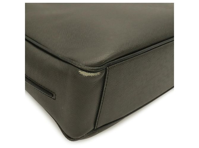 Borsa a tracolla Louis Vuitton Taiga Roman MM - vista 4
