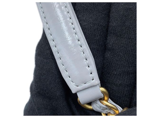 Bolsa de Ombro Chanel Matelasse com Corrente Marrom - vista 17