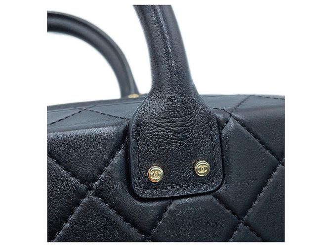 Vanity Bolsa Chanel Matelassé Black Preto - vista 12