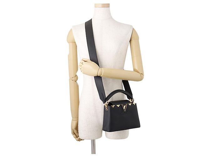Borsa a tracolla Louis Vuitton Capucines MINI Nero - vista 5