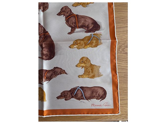 Gavroche Hermès "Les Bassets" Marrom Azul Bege Laranja - vista 8