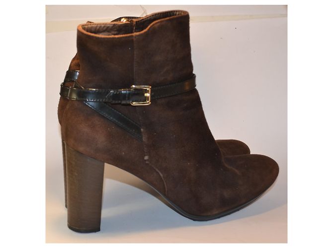 Tod's Botines de Ante Marrón con Correa Castaño - vista 2