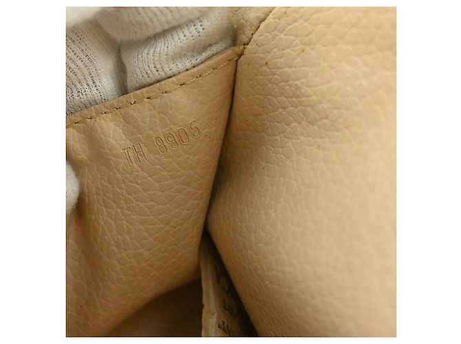 Louis Vuitton Trousse Toiletry Monogram Canvas 23 Castaño - vista 6