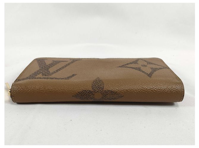 Louis Vuitton Zippy Reverse Monogram Giant 20 cm Braun - Ansicht 3