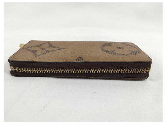 Louis Vuitton Zippy Reverse Monogram Giant 20 cm Braun - Ansicht 6