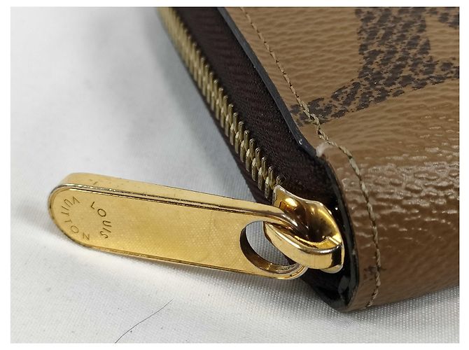 Louis Vuitton Zippy Reverse Monogram Giant 20 cm Braun - Ansicht 7
