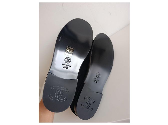 Mocassins Chanel CC em camurça preta Preto - vista 9