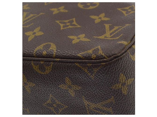 Louis Vuitton Trousse Toiletry Monogram Canvas 28 Castaño - vista 7