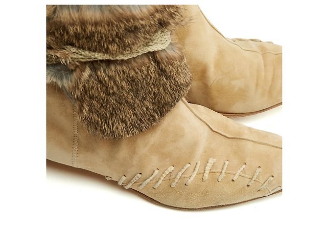 Christian Dior John Galliano Botas de Ante Beige Punta Afilada - vista 6