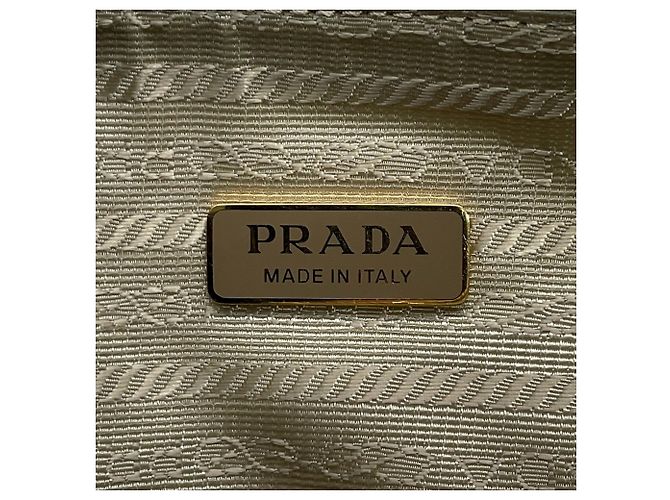 Sac à épaule Prada Triangle en nylon Beige - vue 11