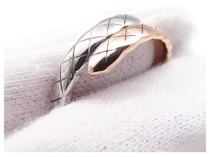 Anillo banda de la colección Chanel Coco Crush - vista 7