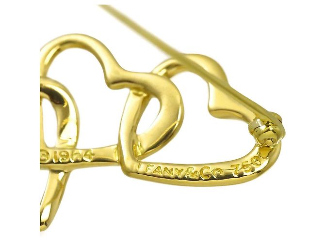 Autre Marque Spilla Triple Heart di Tiffany & Co. in oro giallo 18K - vista 4