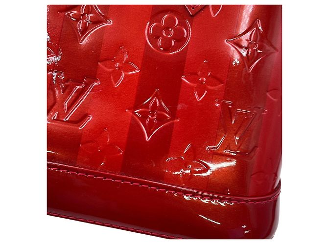 Sac à main Louis Vuitton Monogram Vernis Alma BB Rouge - vue 8