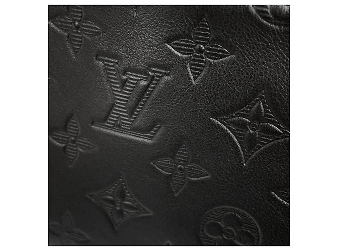Bolsa Sling Louis Vuitton Monogram Shadow Preto - vista 9