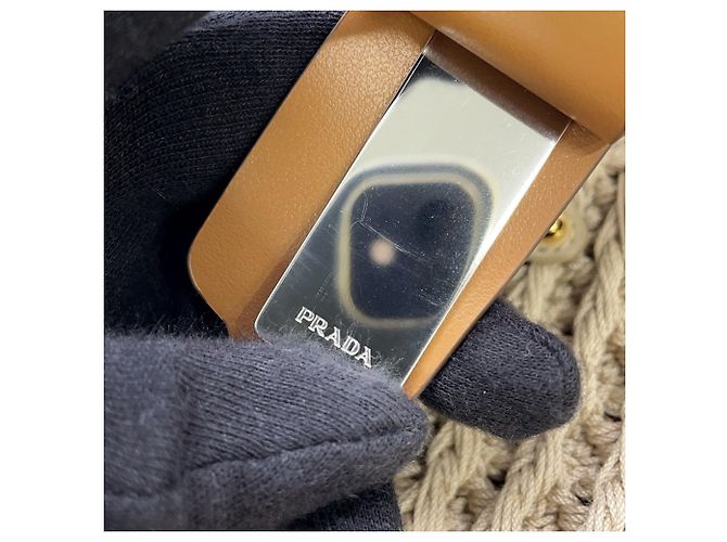 Prada Mini-Handtasche aus Häkeloptik Braun - Ansicht 8