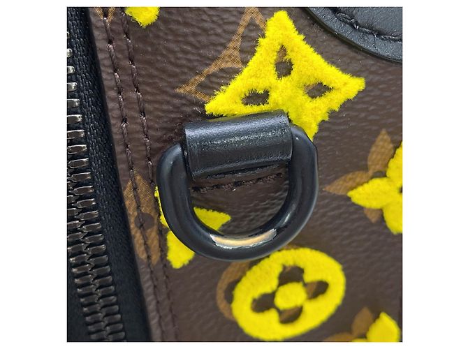 Sac à épaule Louis Vuitton Monogram Tuffetage Speedy Soft Trunk Marron Noir Jaune - vue 14