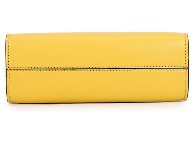 Prada Mini Lederhandtasche mit geprägtem Dreieck Gelb - Ansicht 3