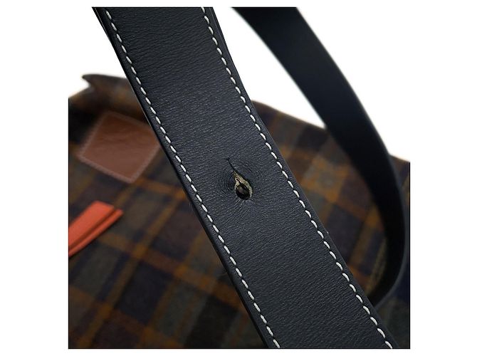 Loewe Schultertasche mit Karomuster Braun Mehrfarben - Ansicht 12