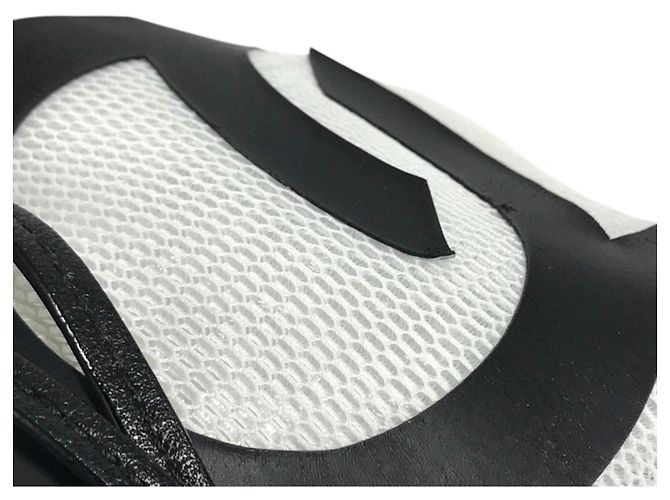 Jimmy Choo Juno Mesh Crossbody-Tasche mit Logo Schwarz Weiß - Ansicht 9