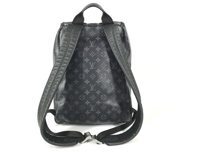 Mochila Louis Vuitton Monogram Eclipse Apollo Preto - vista 2