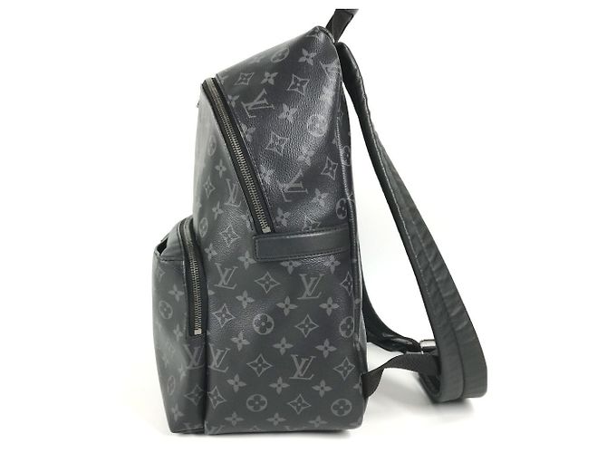 Mochila Louis Vuitton Monogram Eclipse Apollo Preto - vista 3