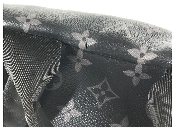 Mochila Louis Vuitton Monogram Eclipse Apollo Preto - vista 9