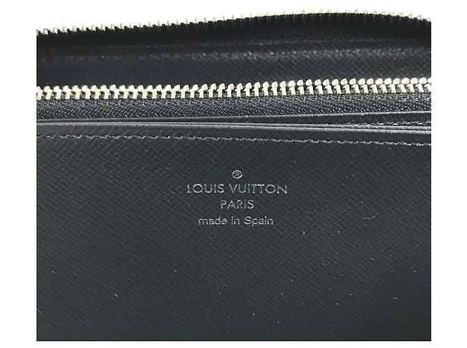 Louis Vuitton Epi Zippy Long Wallet Black - view 13