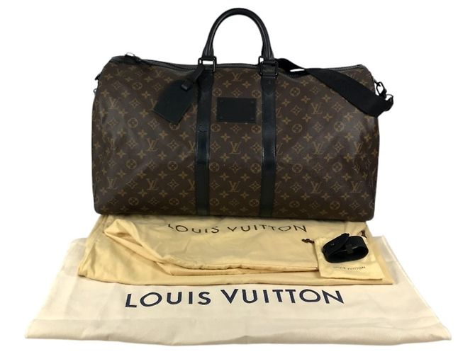 mala Louis Vuitton Monogram Waterproof Keepall Bandoulière 55 Marrom Preto - vista 16