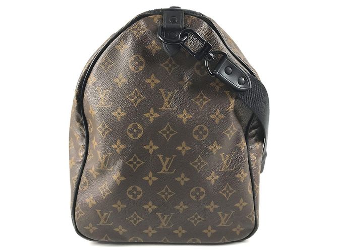 mala Louis Vuitton Monogram Waterproof Keepall Bandoulière 55 Marrom Preto - vista 4