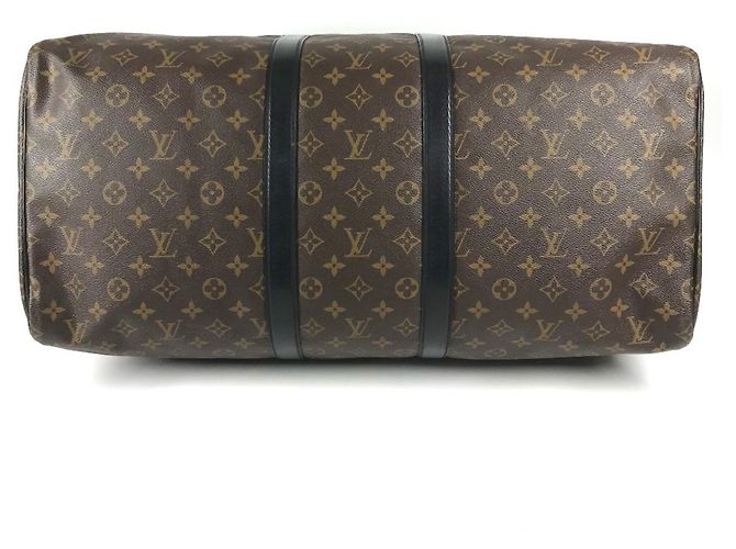 mala Louis Vuitton Monogram Waterproof Keepall Bandoulière 55 Marrom Preto - vista 5