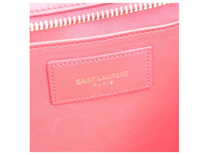 Autre Marque Saint Laurent Classic Y Cabas Leather Small Rouge - vue 6