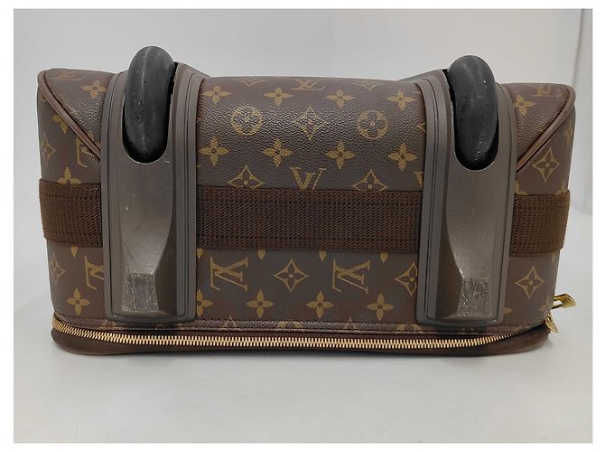 Louis Vuitton Pegase Luggage Monogram Canvas 55 Marrom - vista 5