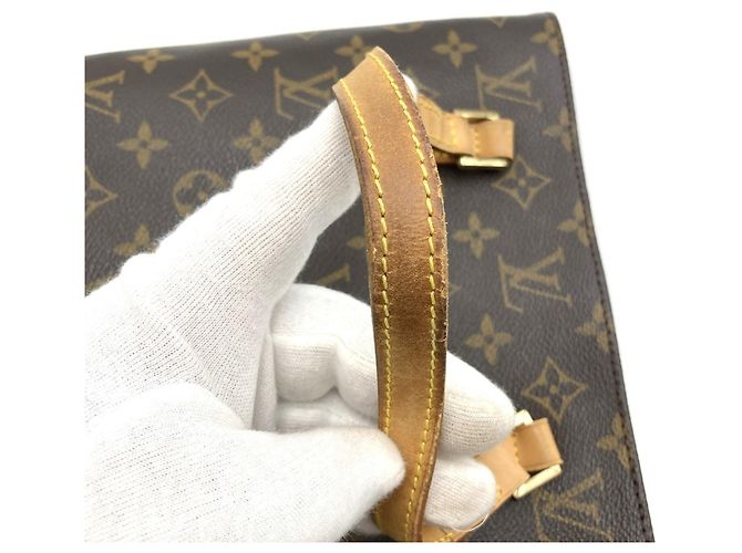Louis Vuitton Vavin PM Handbag Brown - view 11