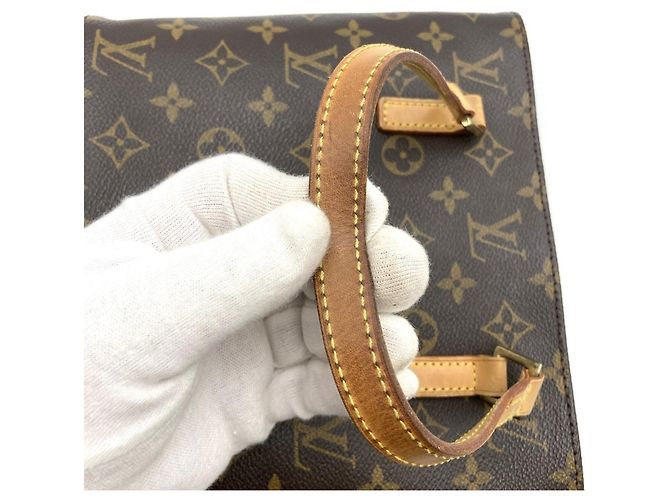 Louis Vuitton Vavin PM Handbag Brown - view 12