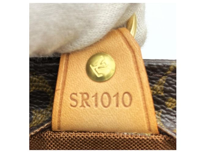 Louis Vuitton Vavin PM Handbag Brown - view 8