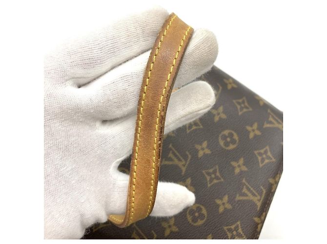 Louis Vuitton Vavin PM Handbag Brown - view 9