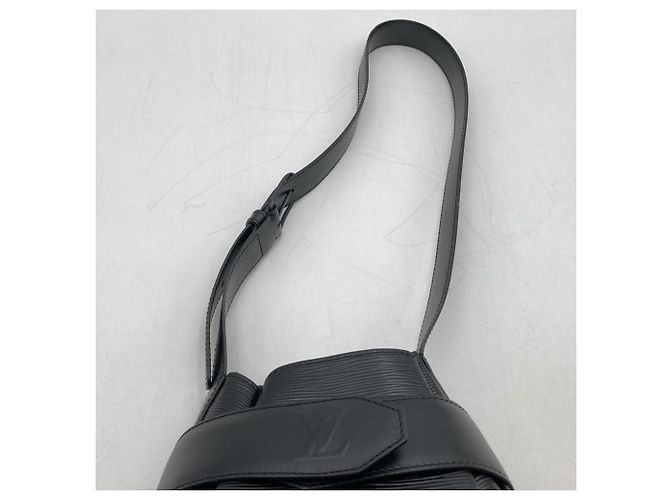 Louis Vuitton Epi Sac Depaule PM Shoulder Bag Negro - vista 5