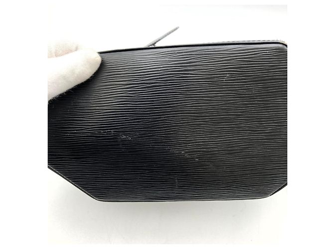 Louis Vuitton Epi Sac Depaule PM Shoulder Bag Negro - vista 8