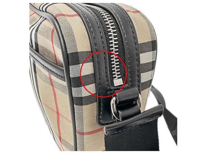 Burberry Handtasche aus beigem Canvas - Ansicht 9