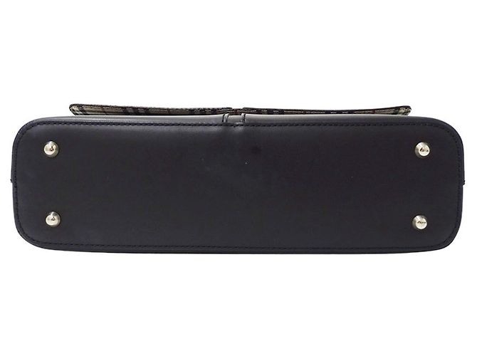 Burberry Schultertasche aus schwarzem Leder - Ansicht 3