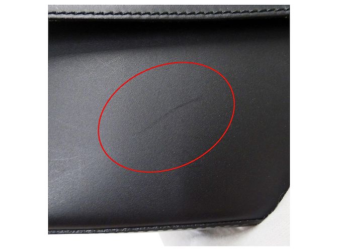Burberry Schultertasche aus schwarzem Leder - Ansicht 9