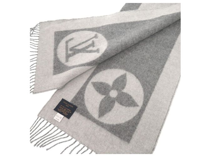 Louis Vuitton Echarpe Cardiff Gray Scarf Marrom - vista 3