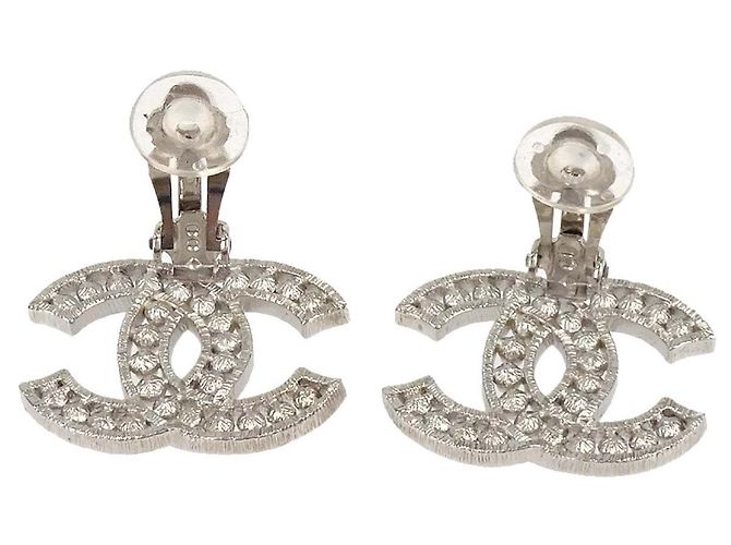 Pendientes Chanel CC Clip-On de metal con cristales y perlas artificiales Plata - vista 2