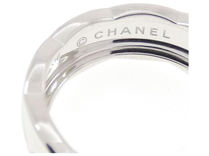 Chanel Coco Crush Medium Band Ring - view 3