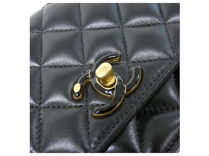 Portafoglio con catena Chanel in lambskin nero AP3938 - vista 4
