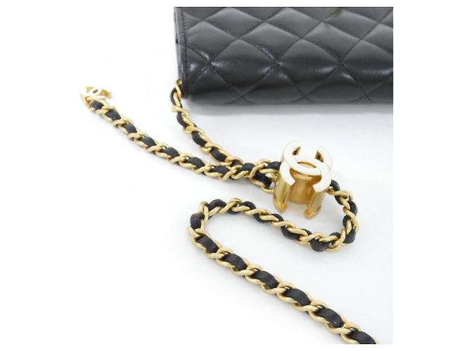 Portafoglio con catena Chanel in lambskin nero AP3938 - vista 5