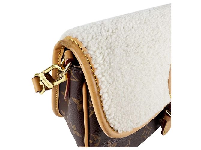 Louis Vuitton Schultertasche Cozygram Diane NM PM Braun Roh Monogramm - Ansicht 7