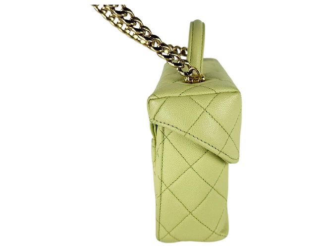 Bolsa de ombro Chanel em verde e amarelo - vista 2