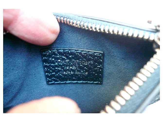 Louis Vuitton Bolsa All In BB Monogram Empreinte Couro Azul Iridescente M26430 Azul marinho - vista 9