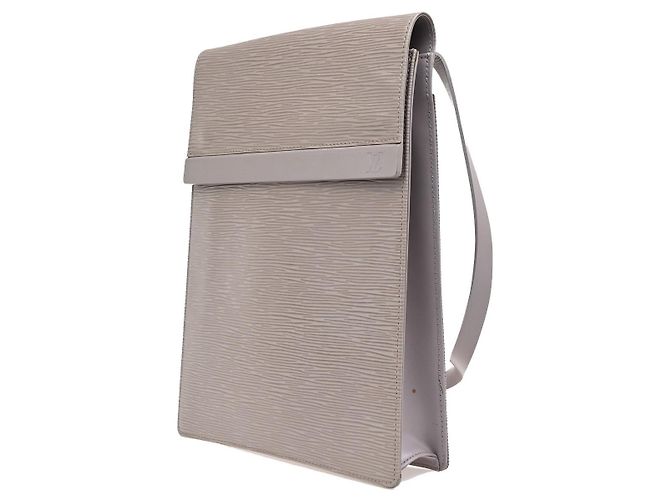 Louis Vuitton Ramatuelle Epi Leather Roxo - vista 3